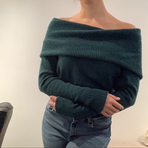 RW&CO. Sweaters - RW&CO OFF SHOULDER SWEATER WINTER GREEN